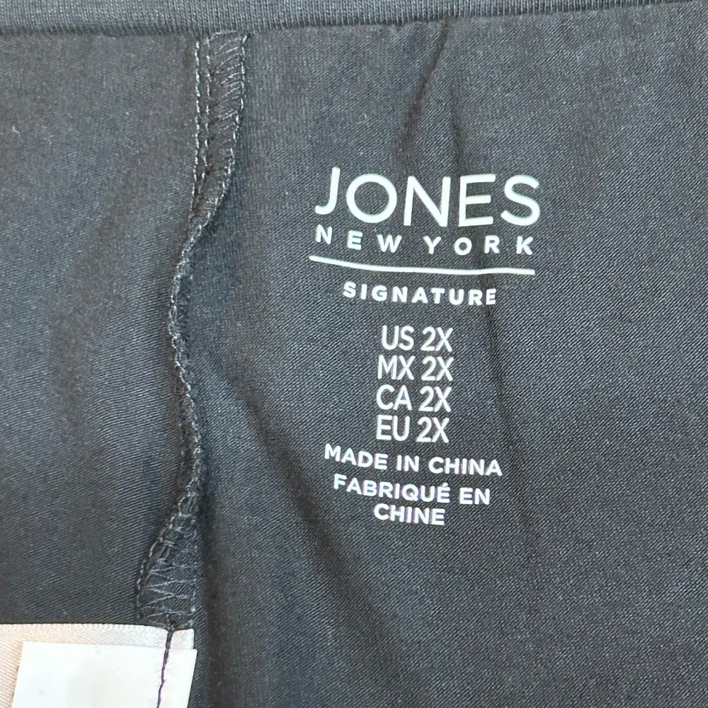 Jones New York Signature Faux Wrap Skort Jones Black Plus Size 2X 10795730-022 - Picture 3 of 12